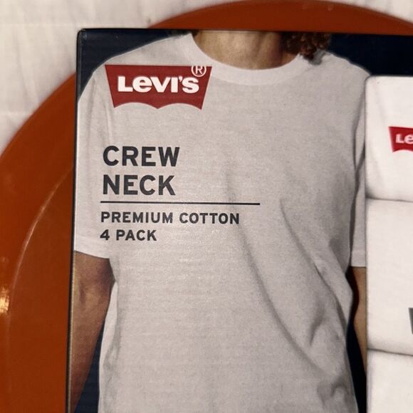 LEVI’S S Pack of 4 Premium Cotton White Crewneck Short Sleeve T-Shirts - Picture 4 of 9